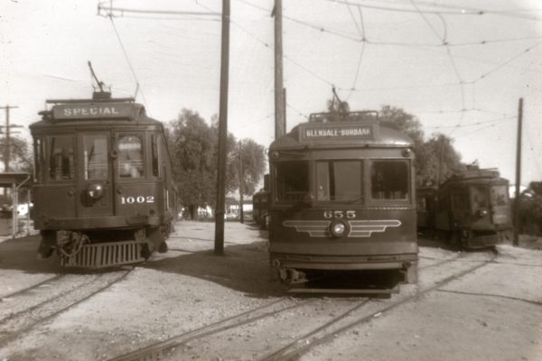 PE 1002, 655, and 952 at the Burbank Yard terminus of the Glendale-Burbank Line, May 22, 1949. Don Brown Collection.
