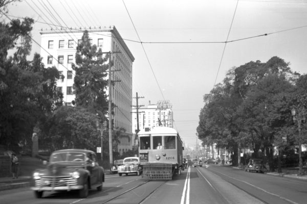 LATL 1201on the 3 Line eastbound on 6th St between Lucas and Bixel Sts, October 17, 1946.  Photographer Raymond E. Younghans.