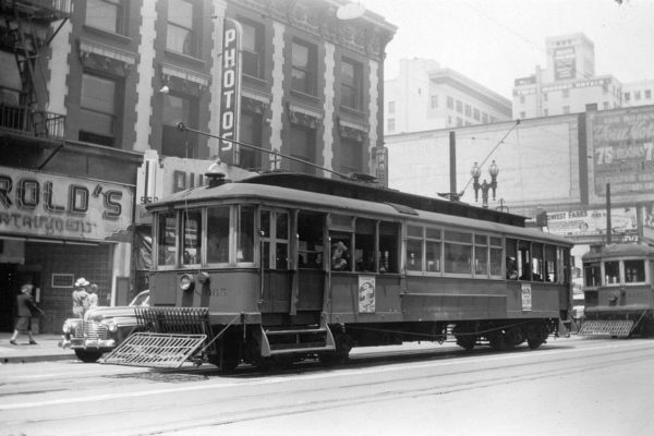 LATL 665 on the F Line on Main St at 6th St. Photographer Raymond E Younghans.