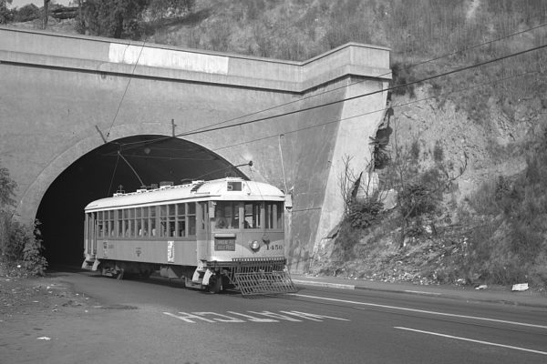 LATL 1450 northbound on the 5 Line exiting the N Broadway Tunnel, July 5, 1947. Art Alter Photo, Jeffrey J Moreau Collection.